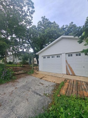 14407 Beacon Avenue, Orland Park, IL 60462