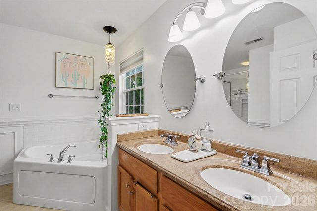 6715 Tanners Creek Drive, Huntersville, NC 28078