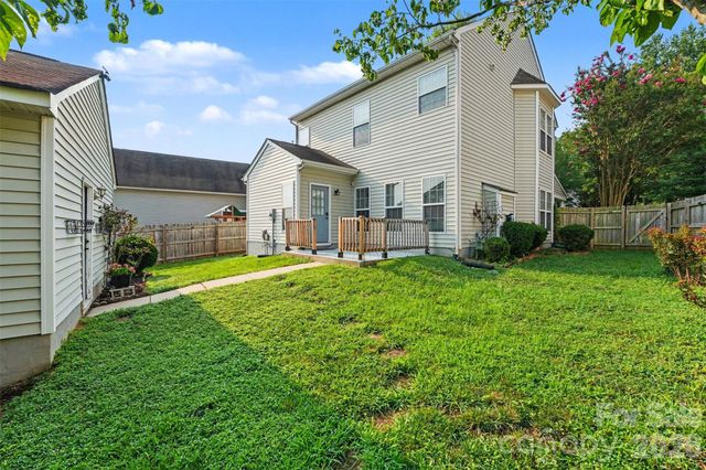 6715 Tanners Creek Drive, Huntersville, NC 28078