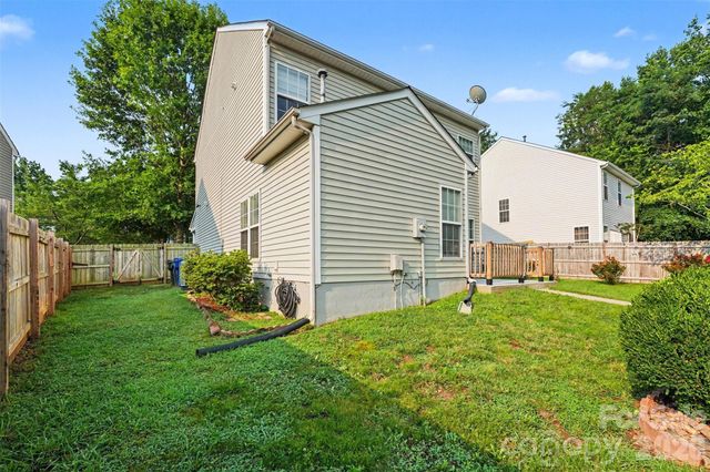 6715 Tanners Creek Drive, Huntersville, NC 28078