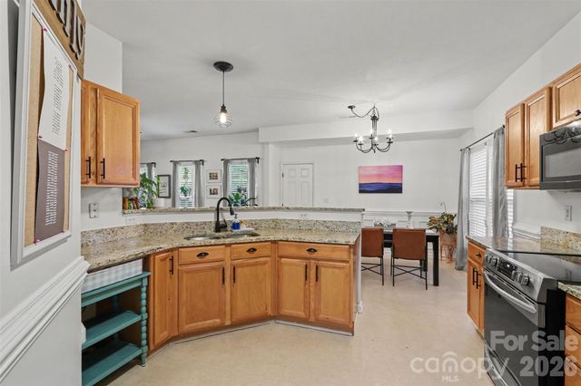 6715 Tanners Creek Drive, Huntersville, NC 28078