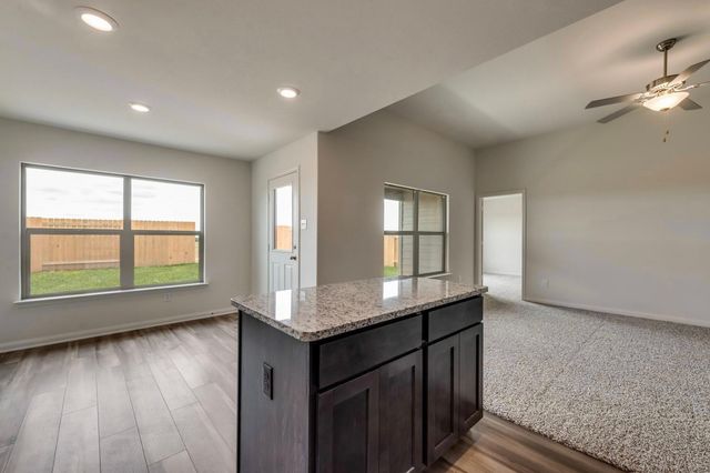 254 Shaw Creek Boulevard, Ferris, TX 75125