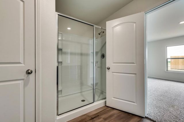 254 Shaw Creek Boulevard, Ferris, TX 75125