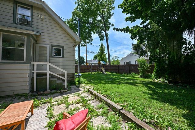 20516 Good Hope ROAD, Lannon, WI 53046