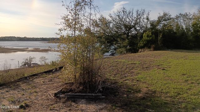 4888 Long Lake Ridge Drive, Chipley, FL 32428