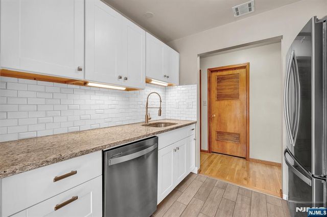 61 Eastern Way 3, Rutherford, NJ 07070