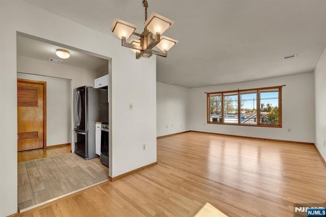61 Eastern Way 3, Rutherford, NJ 07070