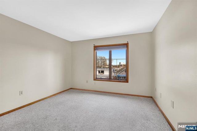 61 Eastern Way 3, Rutherford, NJ 07070