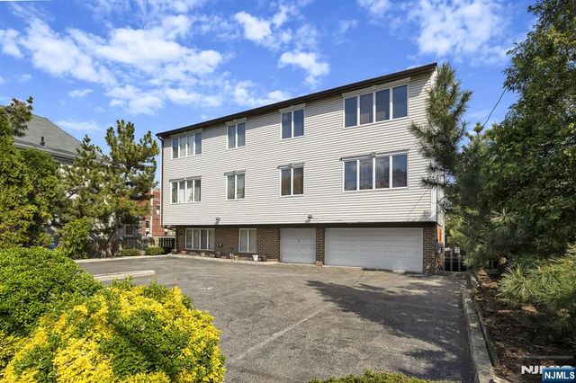 61 Eastern Way 3, Rutherford, NJ 07070