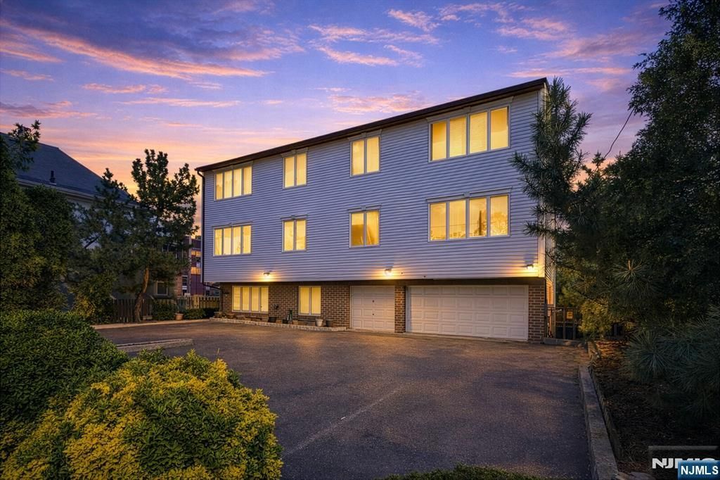 61 Eastern Way 3, Rutherford, NJ 07070