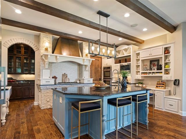 3325 Winding Creek Circle, Edmond, OK 73034