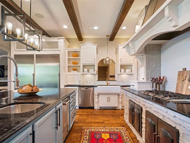 3325 Winding Creek Circle, Edmond, OK 73034