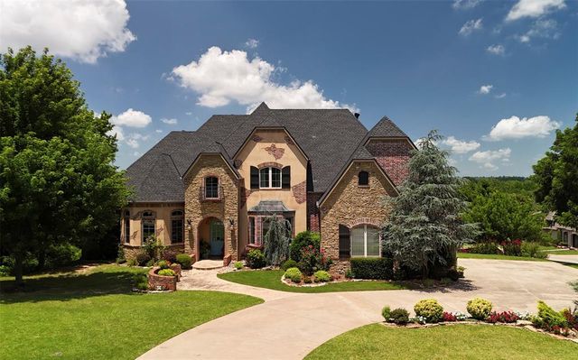 3325 Winding Creek Circle, Edmond, OK 73034