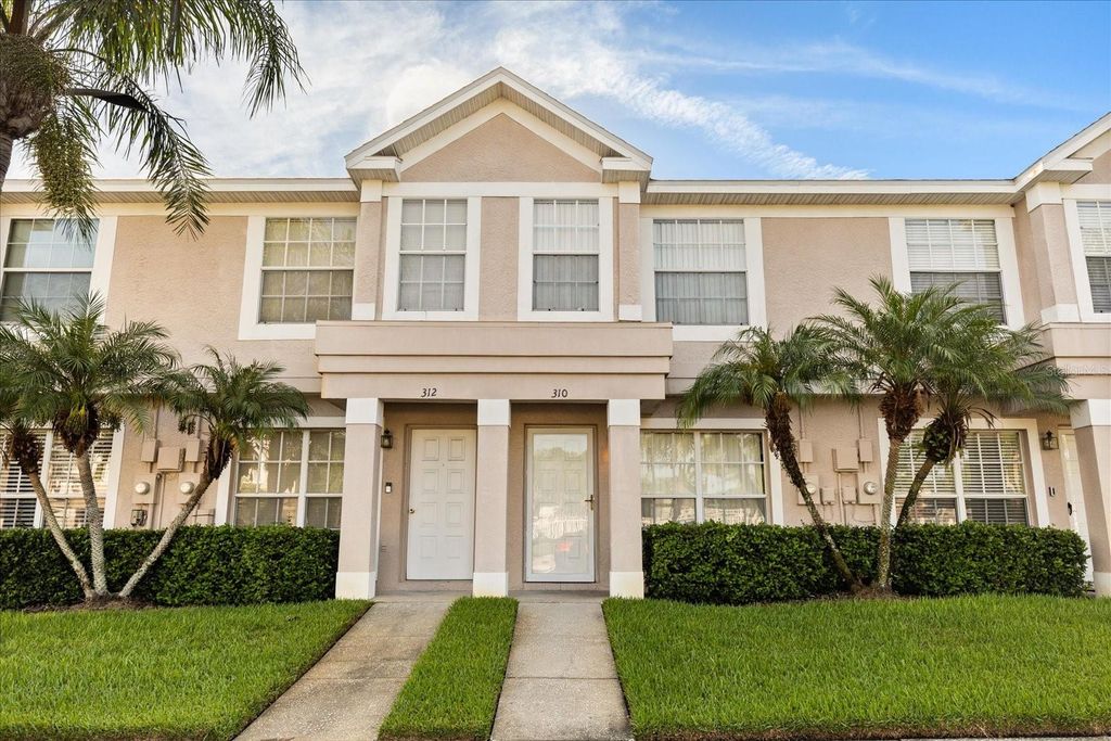 310 KENSINGTON LAKE CIRCLE, Brandon, FL 33511