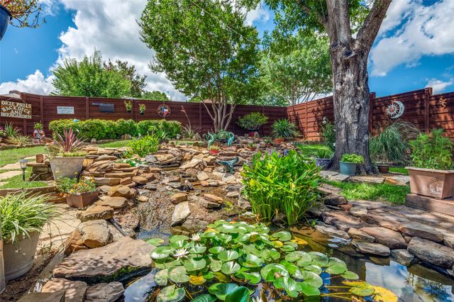 646 Rickey Canyon Avenue, Desoto, TX 75115