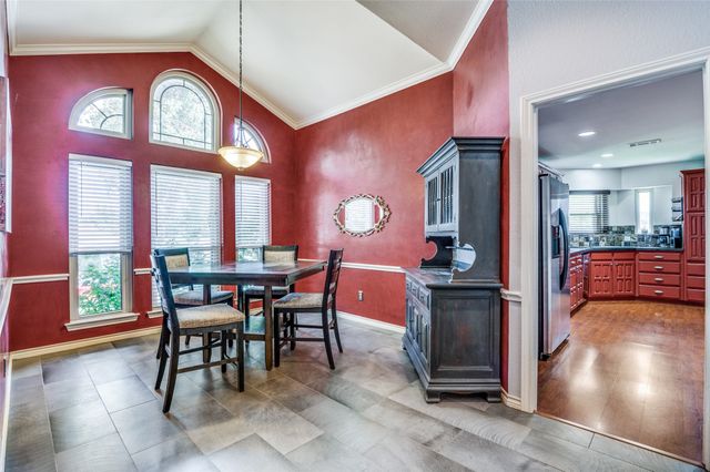 646 Rickey Canyon Avenue, Desoto, TX 75115