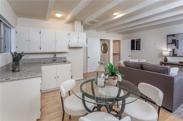 405 N Brighton, Burbank, CA 91506