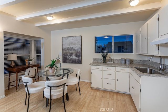 405 N Brighton, Burbank, CA 91506