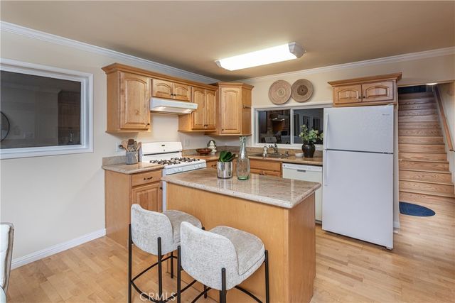 405 N Brighton, Burbank, CA 91506