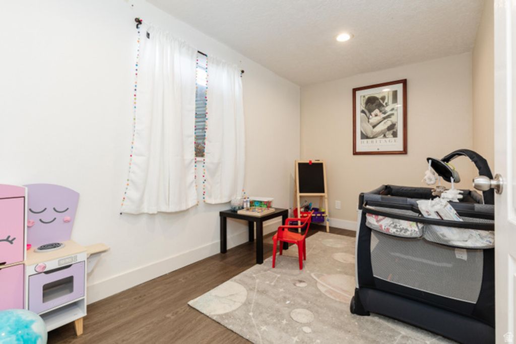 Image 23 of property listing at 220 S 425 W, Providence, UT 84332