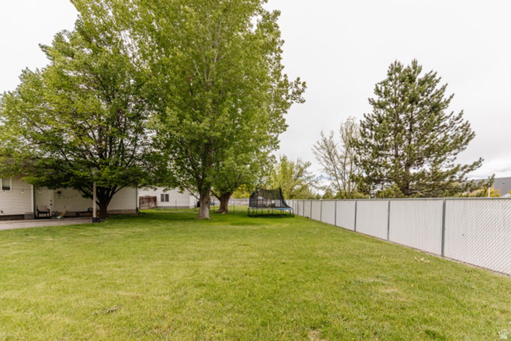 Image 34 of property listing at 220 S 425 W, Providence, UT 84332