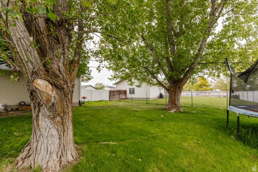 Image 35 of property listing at 220 S 425 W, Providence, UT 84332