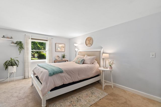 15 Dwight Ave, Plymouth, MA 02360