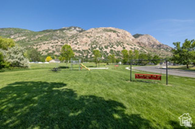 1250 N LEWIS PEAK DR, Ogden, UT 84404