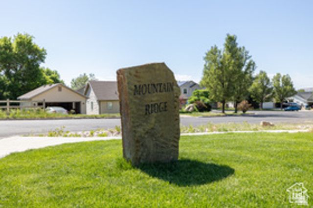 1250 N LEWIS PEAK DR, Ogden, UT 84404