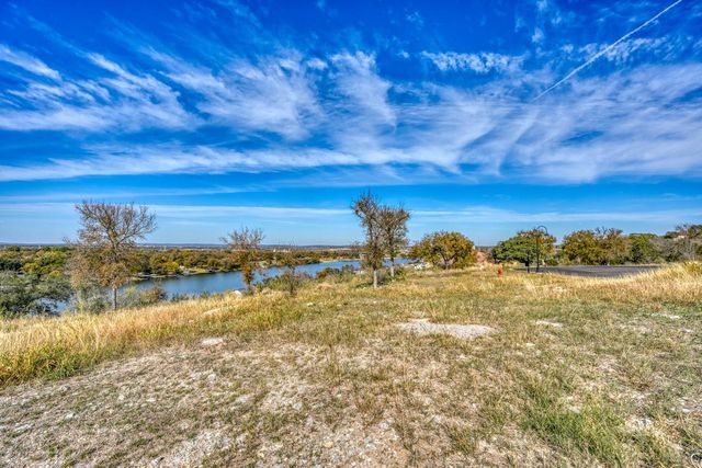 528 Bendito WAY, Marble Falls, TX 78654