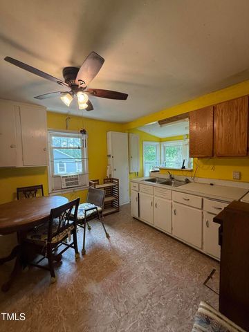 5138 Nc 56, Franklinton, NC 27525