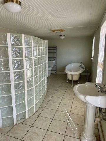 411 W Callaghan, Fort Stockton, TX 79735