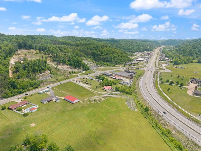 1176 Parkway Drive, Salyersville, KY 41465
