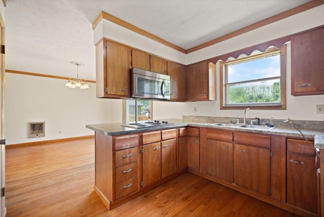 1176 Parkway Drive, Salyersville, KY 41465