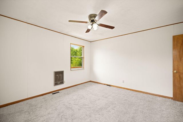 1176 Parkway Drive, Salyersville, KY 41465