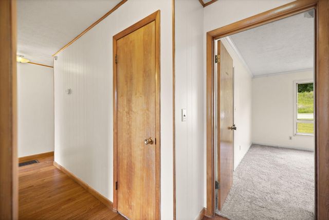1176 Parkway Drive, Salyersville, KY 41465