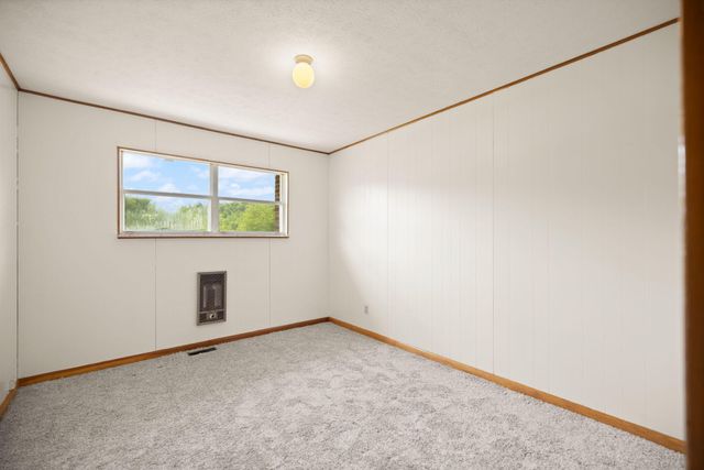 1176 Parkway Drive, Salyersville, KY 41465