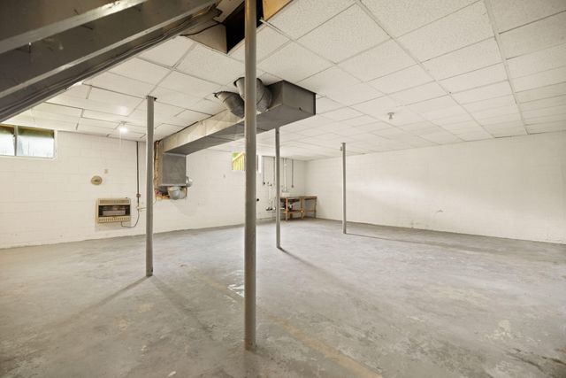 1176 Parkway Drive, Salyersville, KY 41465