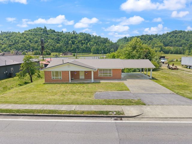 1176 Parkway Drive, Salyersville, KY 41465