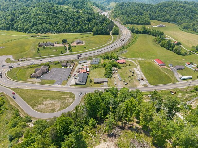 1176 Parkway Drive, Salyersville, KY 41465