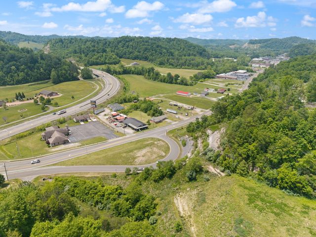 1176 Parkway Drive, Salyersville, KY 41465