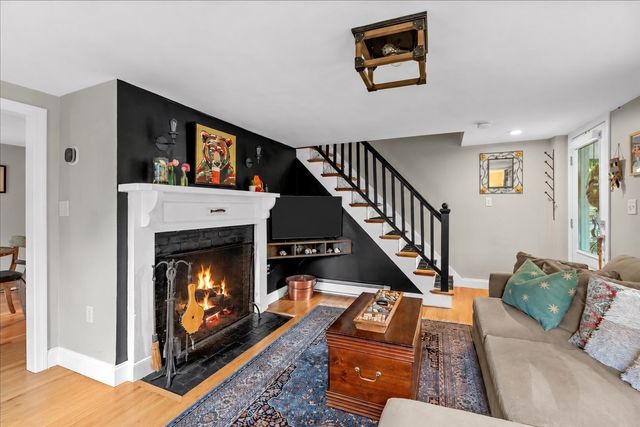 101 Booth Hill Rd, Scituate, MA 02066