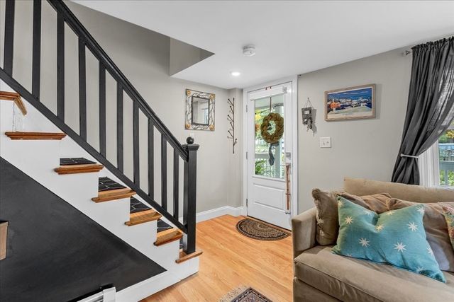 101 Booth Hill Rd, Scituate, MA 02066