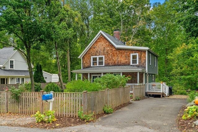 101 Booth Hill Rd, Scituate, MA 02066