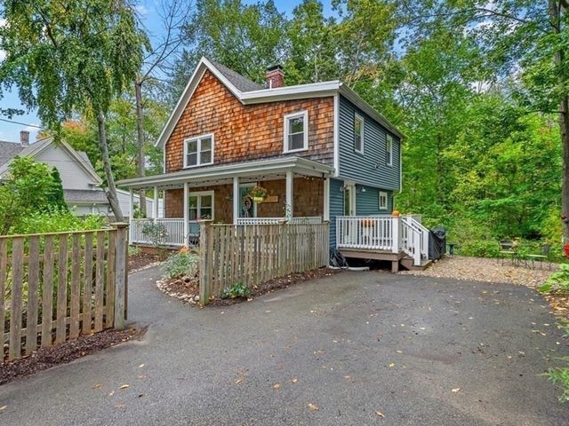101 Booth Hill Rd, Scituate, MA 02066