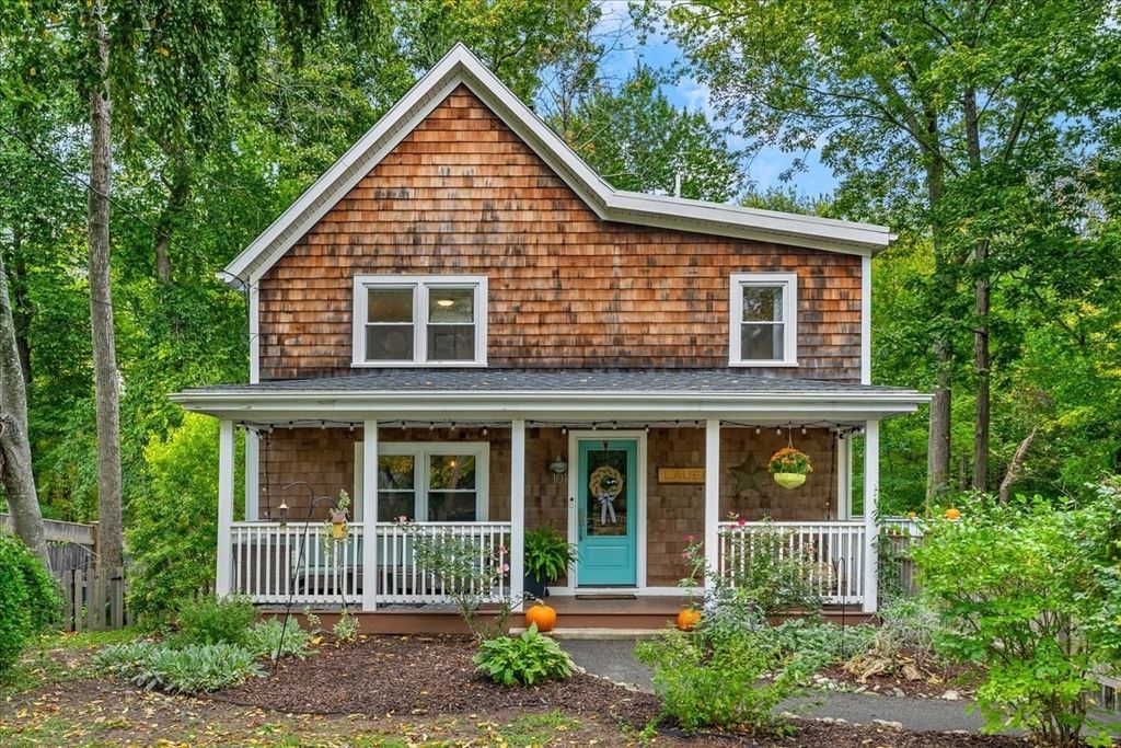 101 Booth Hill Rd, Scituate, MA 02066