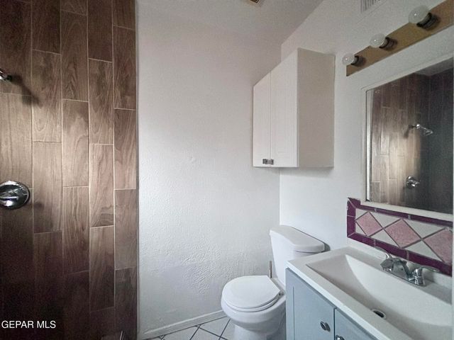 7952 San Jose Road B, El Paso, TX 79915