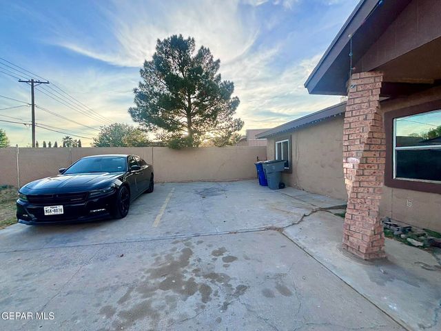 7952 San Jose Road B, El Paso, TX 79915