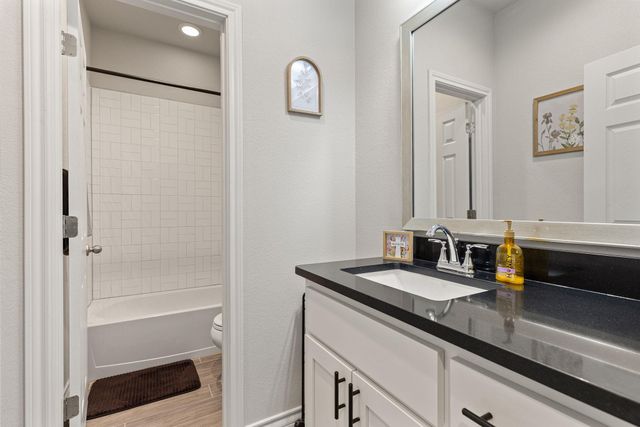 6608 Casiano CV, Round Rock, TX 78665