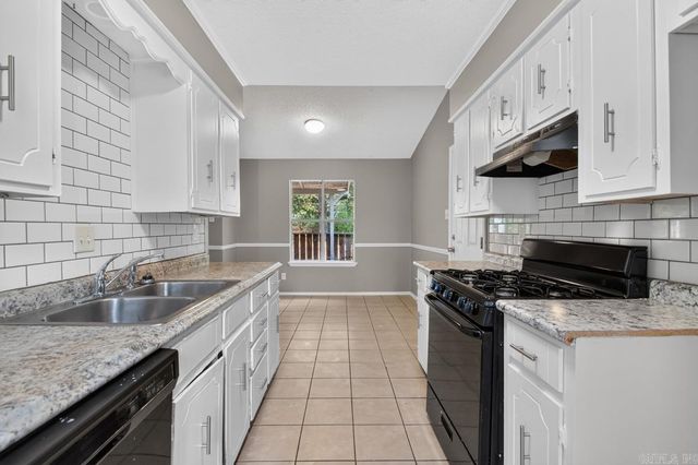 1808 Joyce Ct, Little Rock, AR 72204